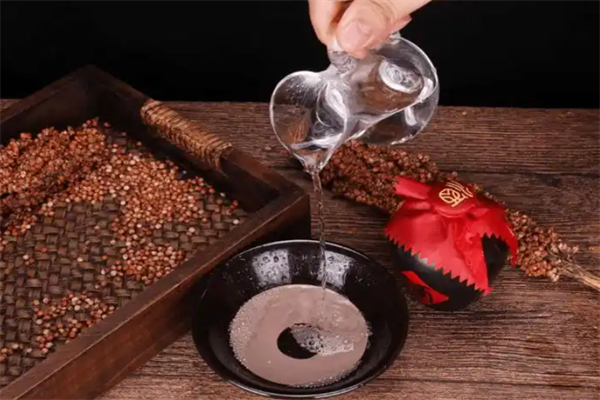 御泉春白酒加盟