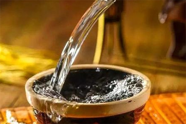 糊涂老酱香酒加盟