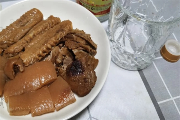 华湘清酒加盟
