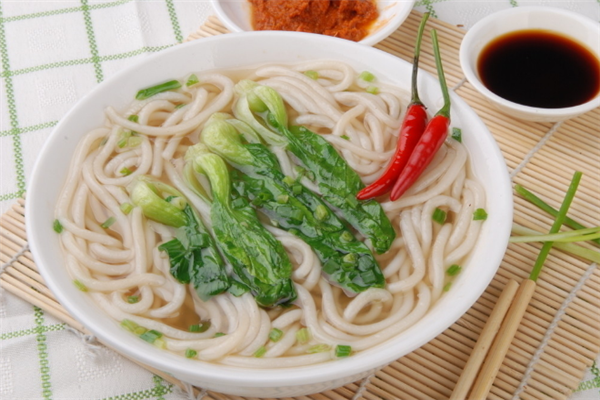 卢香纪面馆加盟