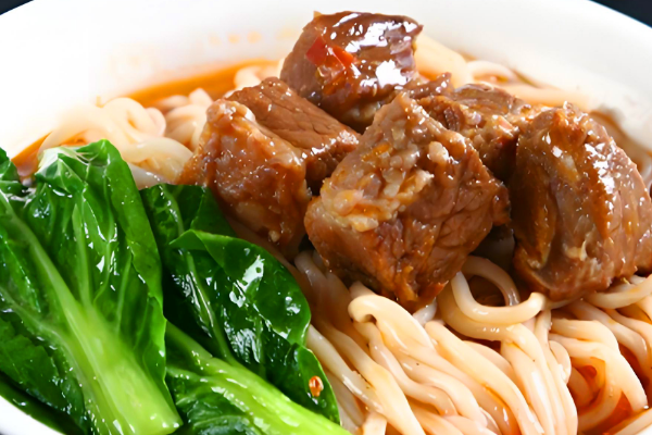 伊鼎牛肉面加盟