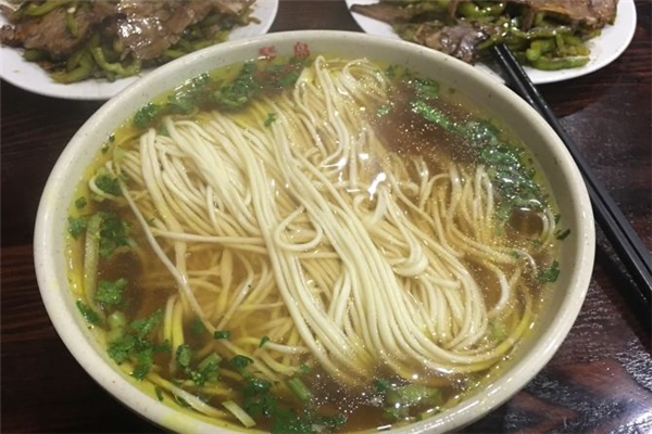 胖胖拉面加盟