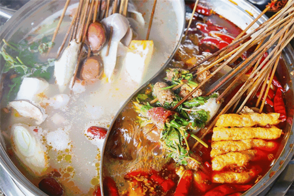 巧妈串串香加盟