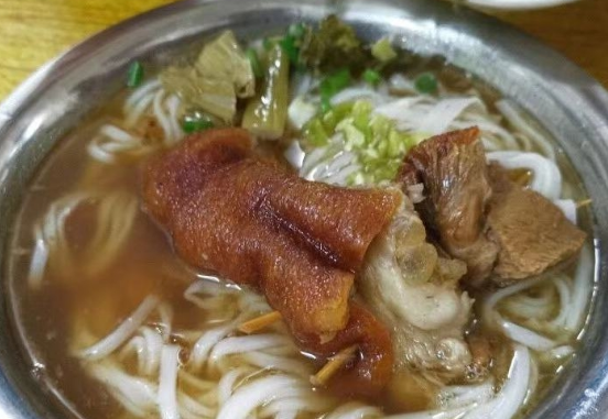猪牛杂邱芳粉店