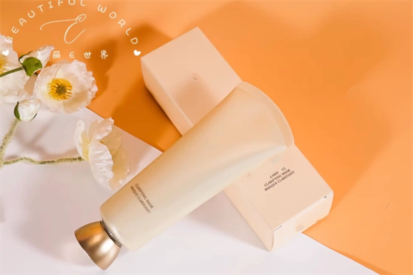 玉雪化妆品加盟