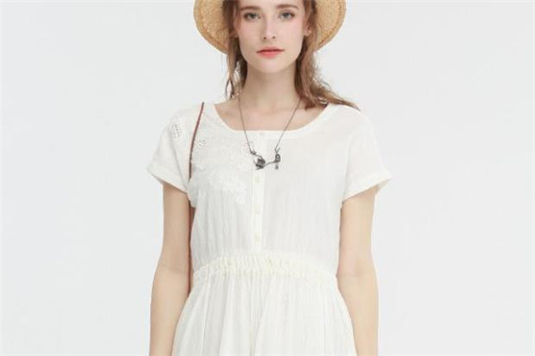 易菲妮女装加盟