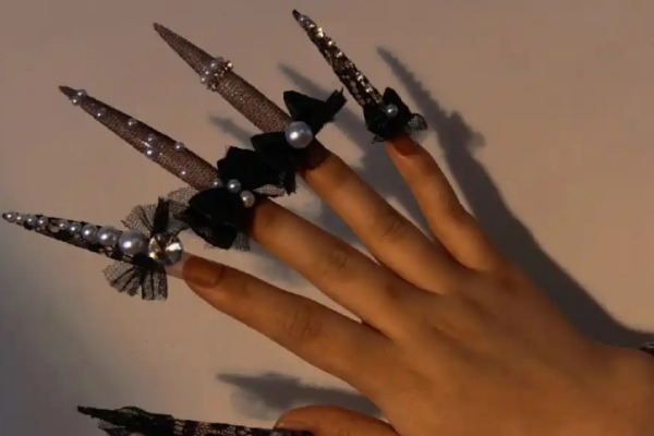 點(diǎn)睛創(chuàng)意美甲沙龍加盟