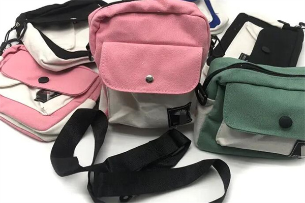 德尔沃皮具加盟 德尔沃皮具加盟