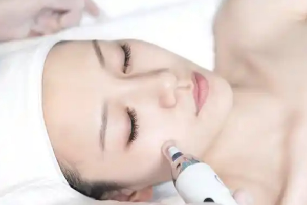 劲霸化妆品加盟