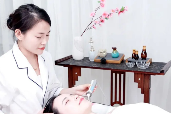 明辉化妆品加盟