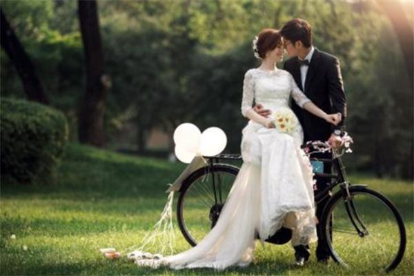 微笑时刻摄影工作室加盟