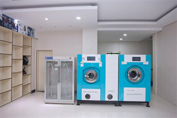 洗丫丫洗衣加盟