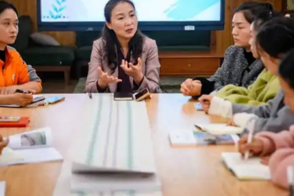 信阳蓝悦幼师培训学校加盟