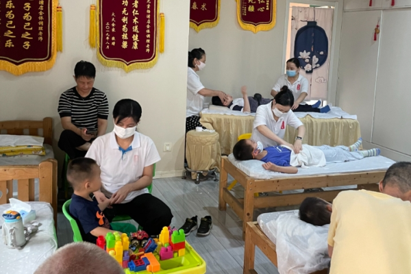 紫语堂小儿推拿加盟