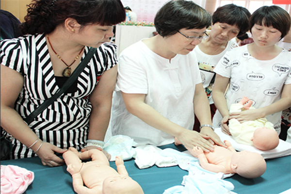 喜婴乐月嫂加盟