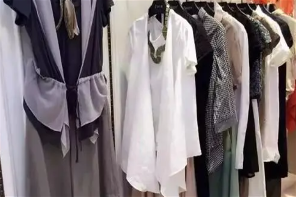 衣品匯服裝加盟 衣品匯服裝加盟