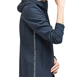奔馳男裝