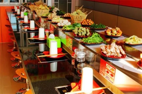 港式旋轉(zhuǎn)小火鍋加盟 港式旋轉(zhuǎn)小火鍋加盟