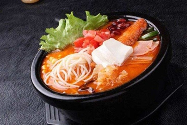 党鹏鹏牛肉米线加盟