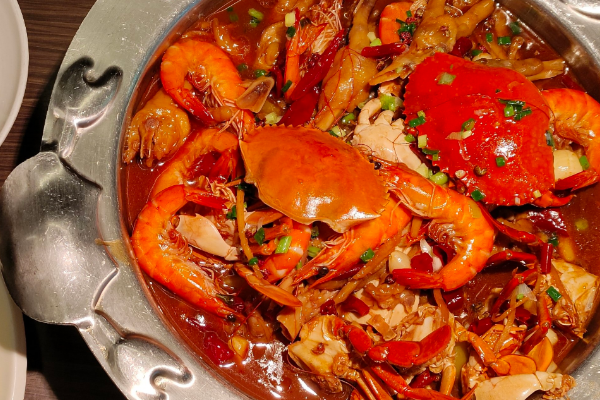 哥俩肉蟹煲加盟