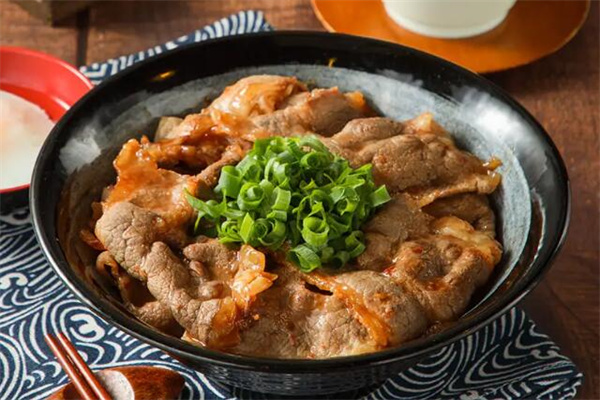 美睿廚房加盟