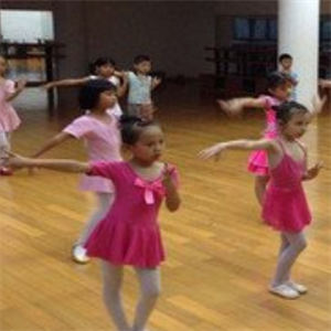 追夢藝術培訓中心