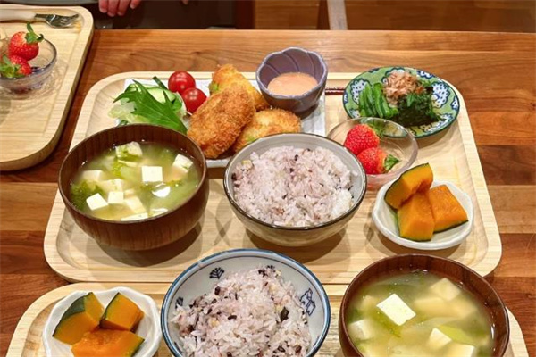 井禾日本料理加盟