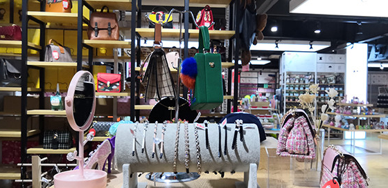伶俐饰品店加盟