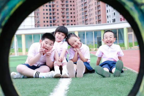 山清水秀幼兒園加盟