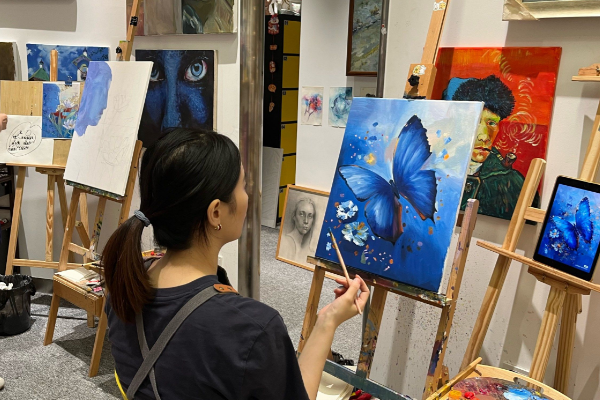 黑白时空画室加盟