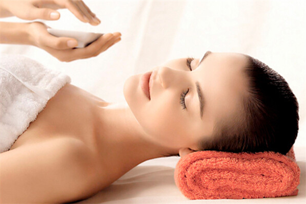 婉肌舒雅智能美肤中心加盟