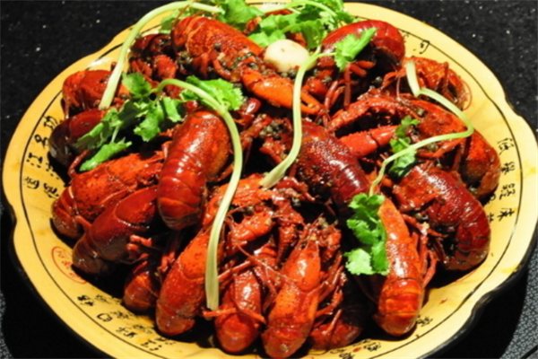 四季龙虾馆加盟