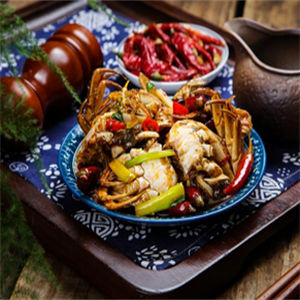 叁楼伴金锅海鲜