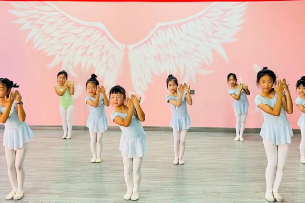 舞音藝術培訓中心加盟