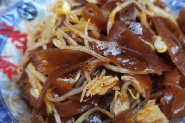 镇安黑米擀面皮加盟