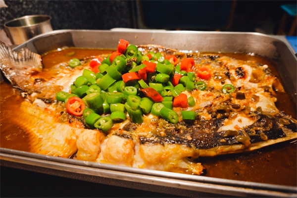 缘源酸菜鱼加盟