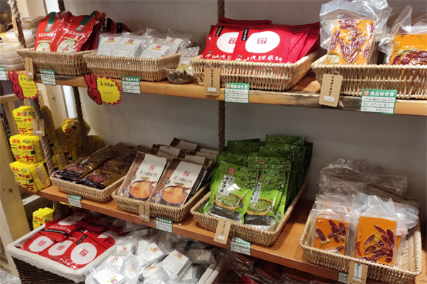 铁锅圈火锅食材超市加盟