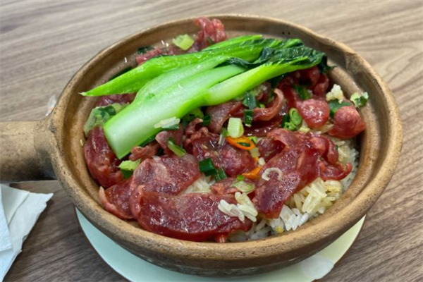 潮香煲仔飯加盟