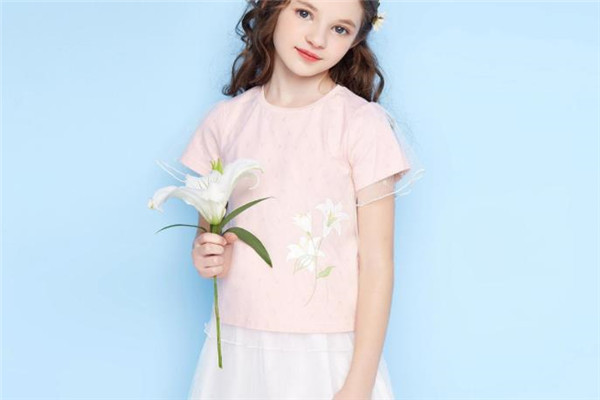 舞灵蝶童装加盟