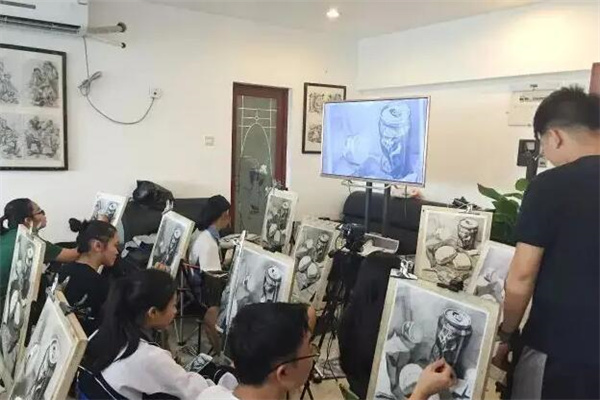 凱藝閣畫室加盟