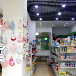 丫丫母嬰生活館