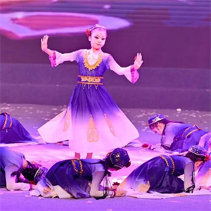 爱攀达视觉艺术画馆