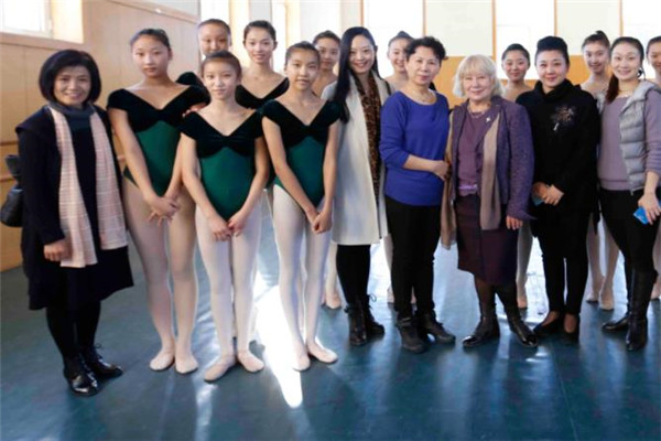 夢黑池舞蹈培訓中心加盟