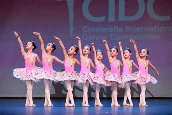 舞之翼舞蹈加盟