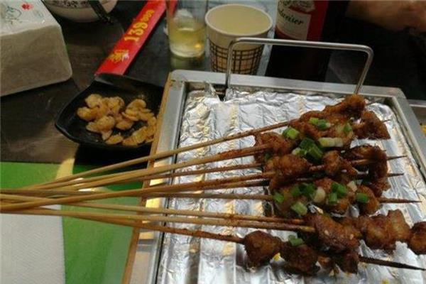 電音燒烤吧加盟