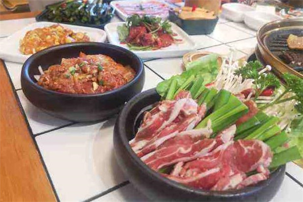 古法泥炉烤肉加盟