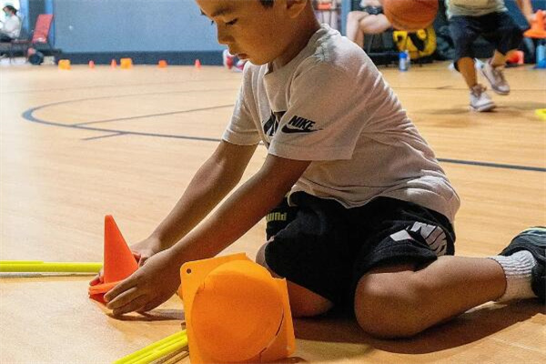 索图体育篮球训练营加盟