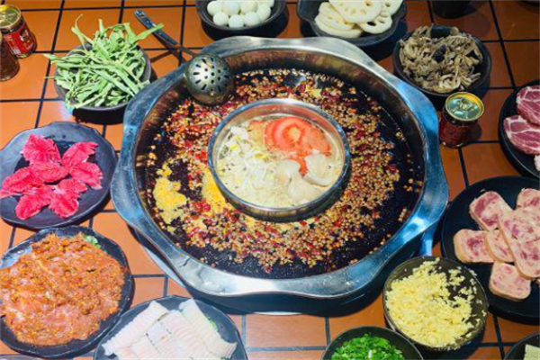 重慶擂神老火鍋加盟