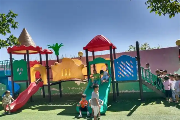 童星双语幼儿园加盟