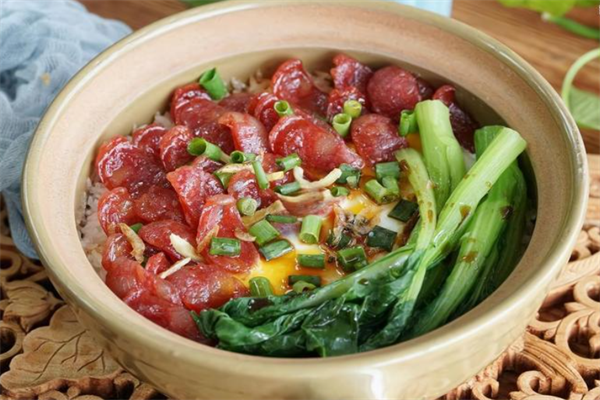 品味煲仔饭加盟